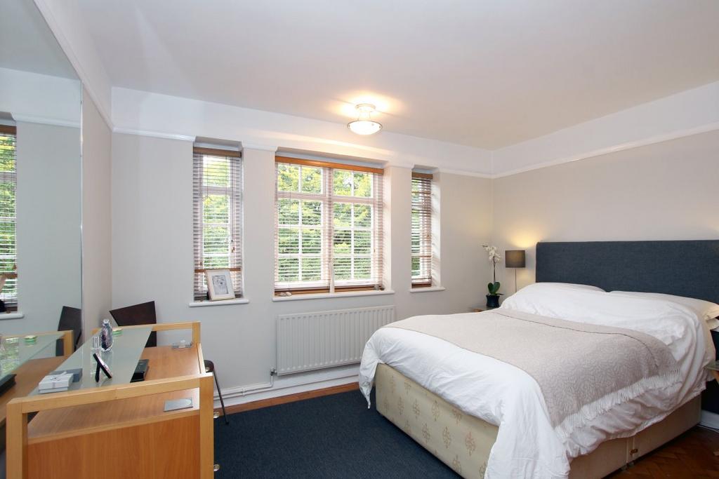 Apartment in Lyttleton Road - View 4
