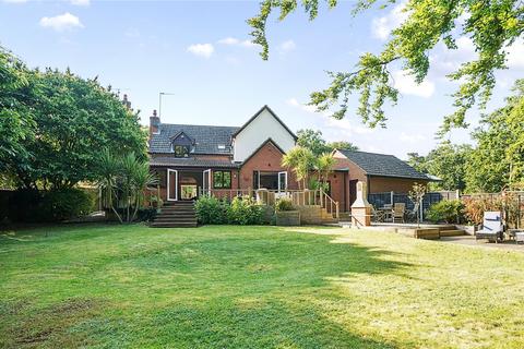 4 bedroom detached house for sale, Fernhill Close, Woodbridge, Suffolk, IP12