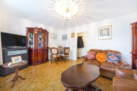 2 bedroom apartment for sale, Stanley Road, Enfield EN1