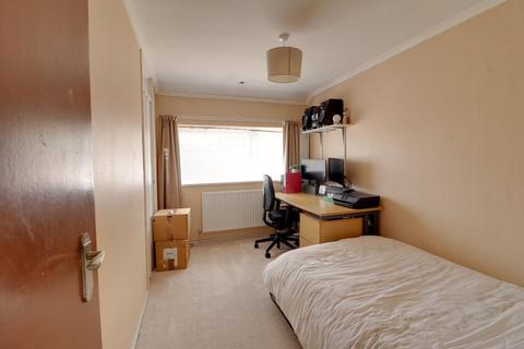 3 bedroom terraced house for sale, Collenswood Road, Stevenage SG2