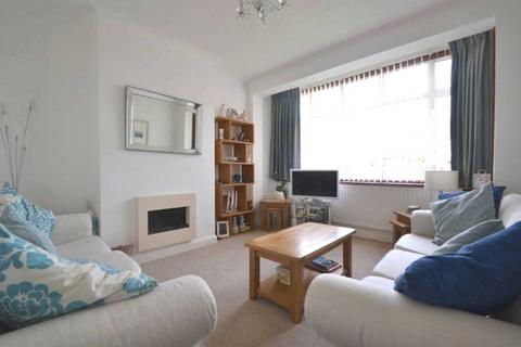 3 bedroom end of terrace house to rent, Inveresk Gardens, Worcester Park