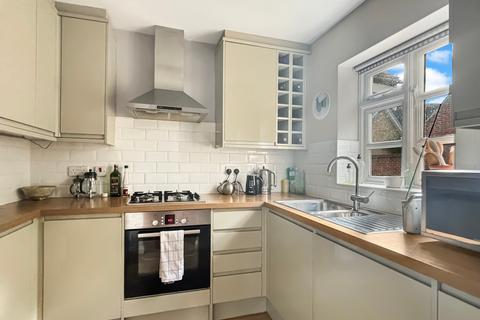 2 bedroom ground floor flat for sale, Mulberry Harbour Way, Wivenhoe, Colchester, CO7