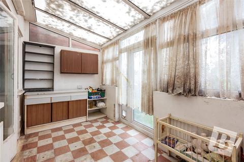 29 Morecambe Close, Hornchurch, RM12 5LT