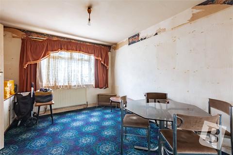 29 Morecambe Close, Hornchurch, RM12 5LT