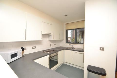 2 bedroom apartment to rent, Crown Street Buildings, Leeds