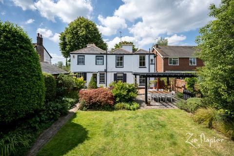 5 bedroom detached house for sale, Herongate