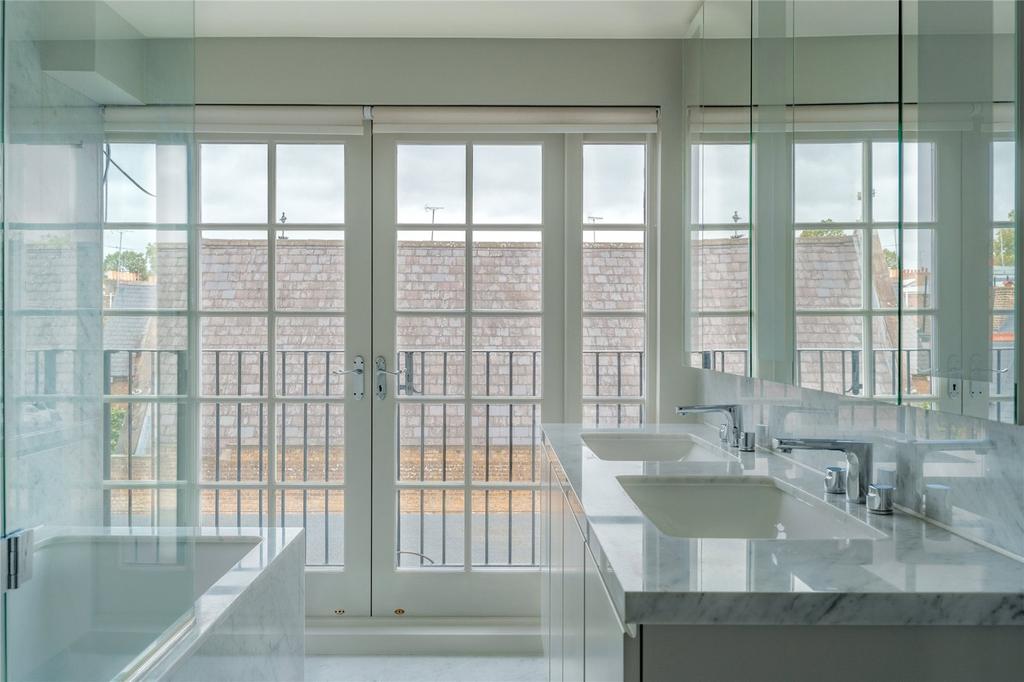 Ensuite