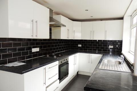 133 Thomson Road, Manchester, M18 7GW