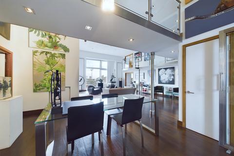 undefined, Peterborough Road, Fulham, London, SW6