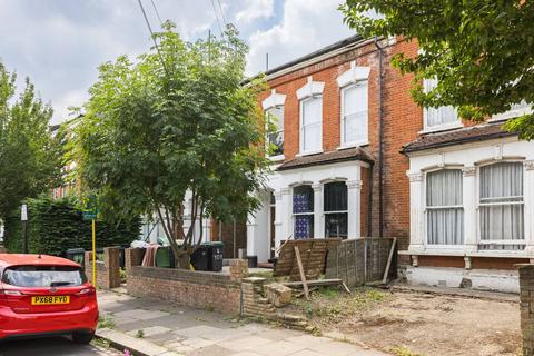 2 bedroom flat for sale, PEMBURY ROAD, Tottenham, London, N17