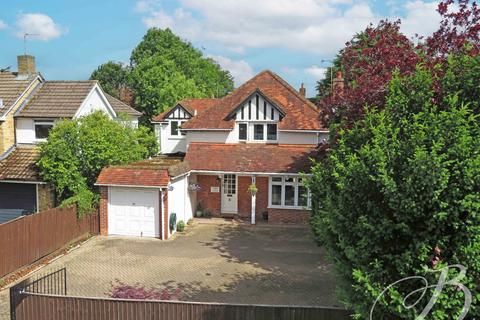 4 bedroom detached house for sale, Ray Mill Road East, Maidenhead, SL6