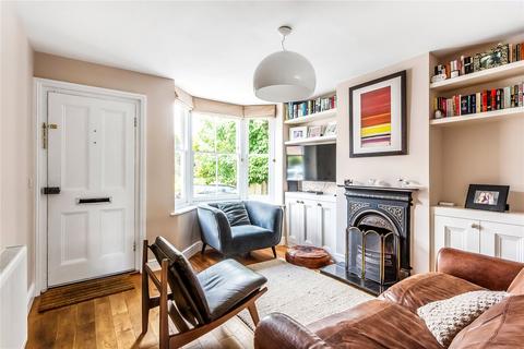 34 Albion Road, Reigate, RH2 7JY
