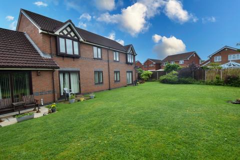 1 bedroom retirement property for sale, Orme Close, Urmston, M41