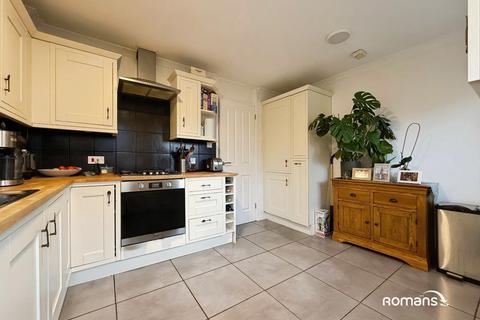 undefined, Paddock Walk, Basingstoke, Hampshire
