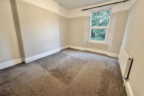 3 bedroom flat for sale, Torquay, TQ1 3HY