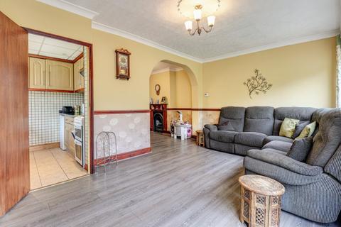 3 bedroom bungalow for sale, Vale Road, Dartford, Kent, DA1