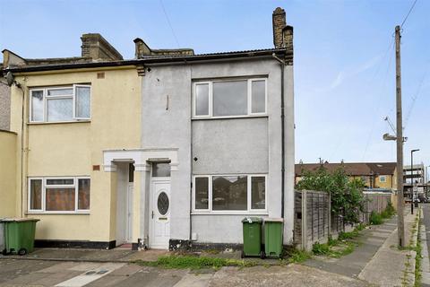 3 bedroom end of terrace house for sale, Eclipse Road, Plaistow, London