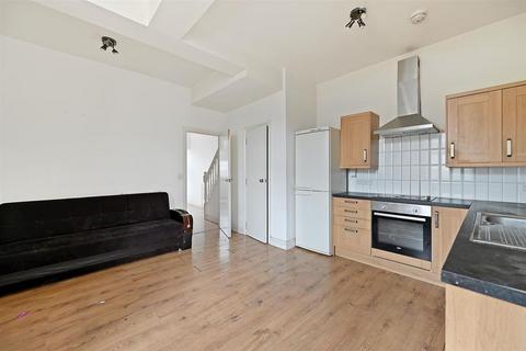 3 bedroom end of terrace house for sale, Eclipse Road, Plaistow, London