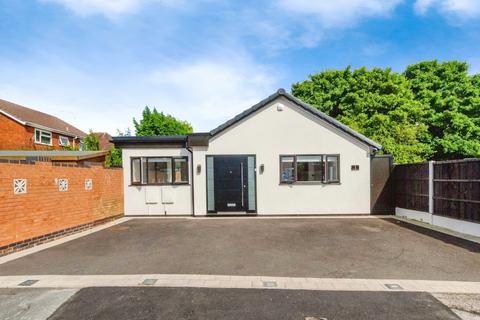 3 bedroom detached bungalow for sale, Roman Close, Walsall WS8