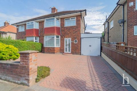 3 bedroom semi-detached house for sale, Gleggside, West Kirby CH48