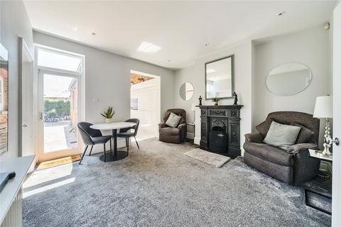 91 Gresham Road, Staines-upon-thames, TW18 2FB