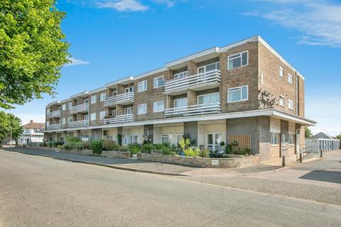 2 bedroom apartment for sale, Maplin Court, Kings Avenue, Clacton On Sea