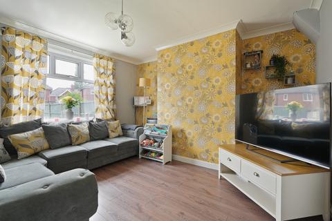 3 bedroom end of terrace house for sale, Grangefield Terrace, Doncaster, South Yorkshire