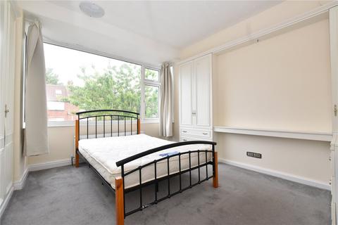 2 bedroom semi-detached house for sale, Bankfield Grove, Leeds, West Yorkshire