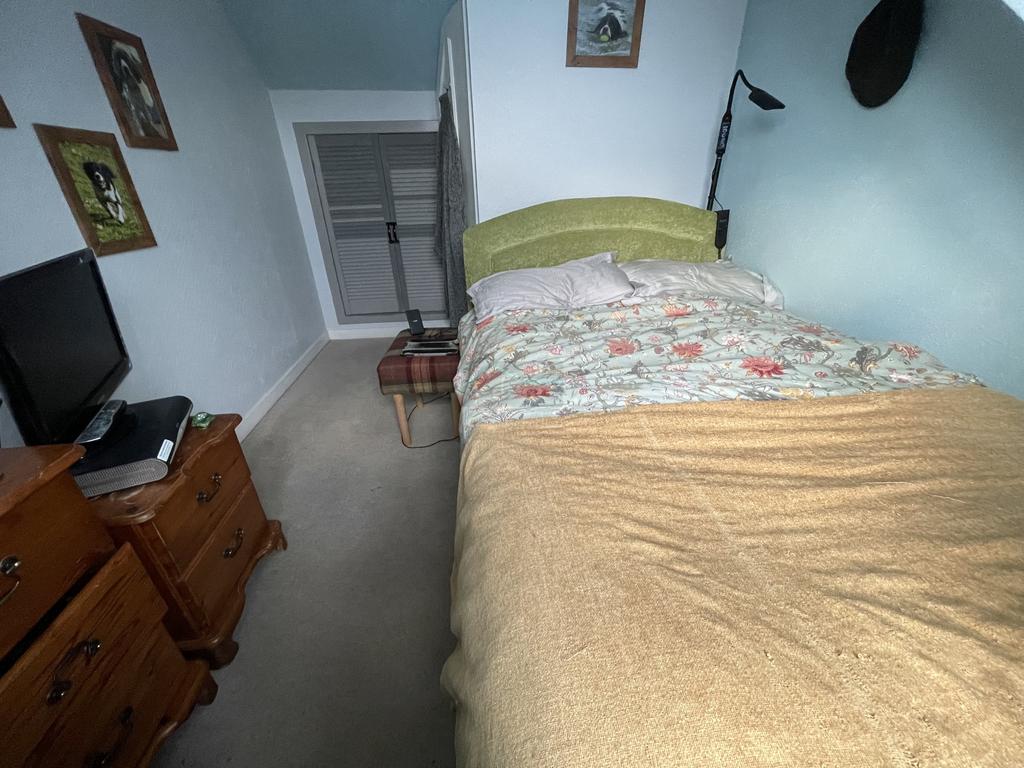 Bedroom2a