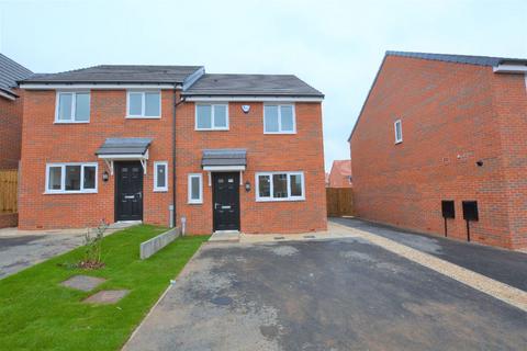 3 bedroom semi-detached house to rent, Shirebrook, Mansfield NG20