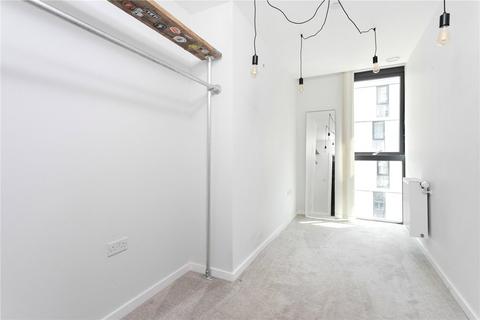 2 bedroom apartment for sale, Bridle Mews, London, E1