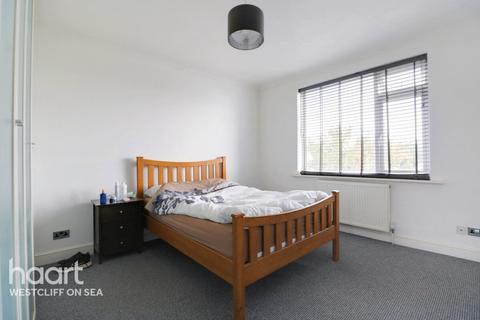 2 bedroom apartment for sale, Palmeira Avenue, Westcliff-On-Sea