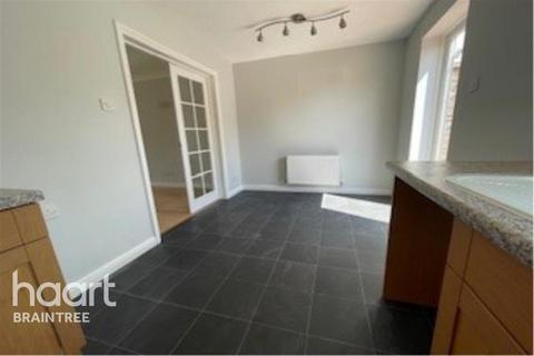 3 bedroom terraced house to rent, Martens Meadow