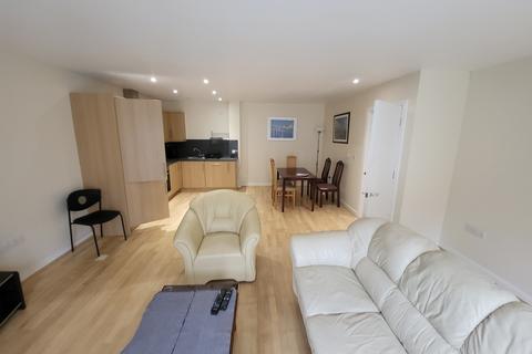 3 bedroom flat to rent, Mill Pond Close,  London, SW8