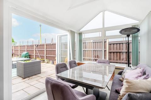 3 bedroom end of terrace house for sale, St. Andrews Road, Gorleston