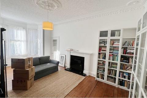 2 bedroom ground floor flat for sale, Montpelier, Bruntsfield, Edinburgh EH10