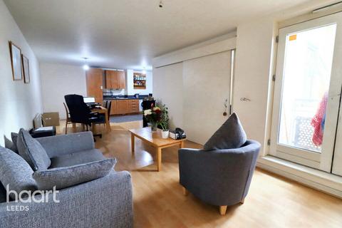 2 bedroom apartment for sale, Elmwood Lane, LEEDS