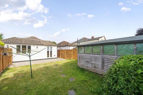 3 bedroom bungalow for sale, North Town Road, Maidenhead, Berkshire, SL6 7JQ