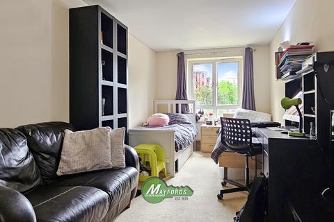 2 bedroom flat for sale, Falcon Lodge, London W9