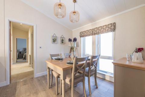 undefined, Staines-upon-Thames, Surrey, TW18