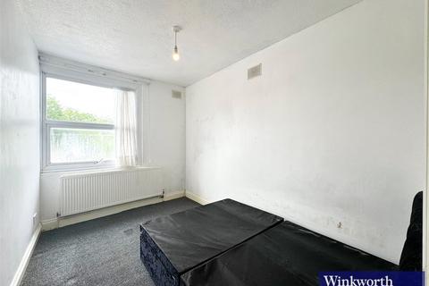 3 bedroom apartment for sale, 31a Station Road, Harrow, Middlesex, HA1