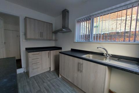 2 bedroom terraced house to rent, Maltby Street, Middlesbrough TS3