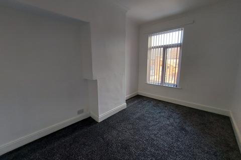 2 bedroom terraced house to rent, Maltby Street, Middlesbrough TS3