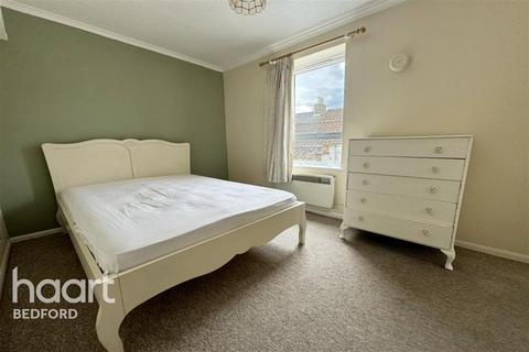 1 bedroom flat to rent, High St