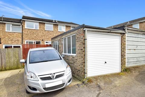 2 bedroom terraced house for sale, Bower Green, Chatham, ME5