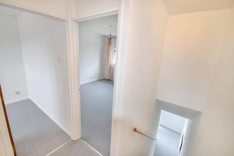 25 Bower Green, Chatham, ME5 8TN