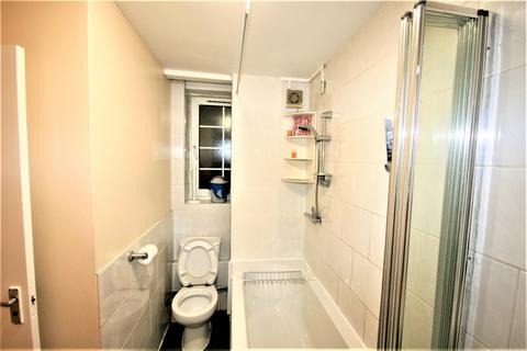 5 bedroom flat to rent, Hollybush Gardens, E2 9QT