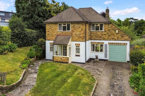 4 bedroom detached house for sale, 1 Woodside Close, Caterham CR3