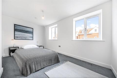 undefined, Coudray Mews, Reading RG7