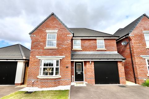 4 bedroom detached house for sale, Rhodfa'r Hurricane, St. Athan, CF62